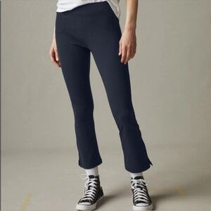 American Giant Black Kick Flare Cropped Pants
Size 8